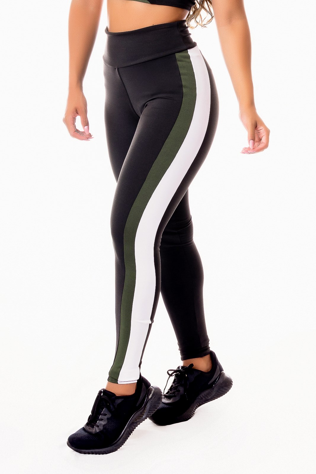 Calça Legging Fitness Academia Preta com Verde Militar e Vivo Branco  Cintura Alta REF: SV48