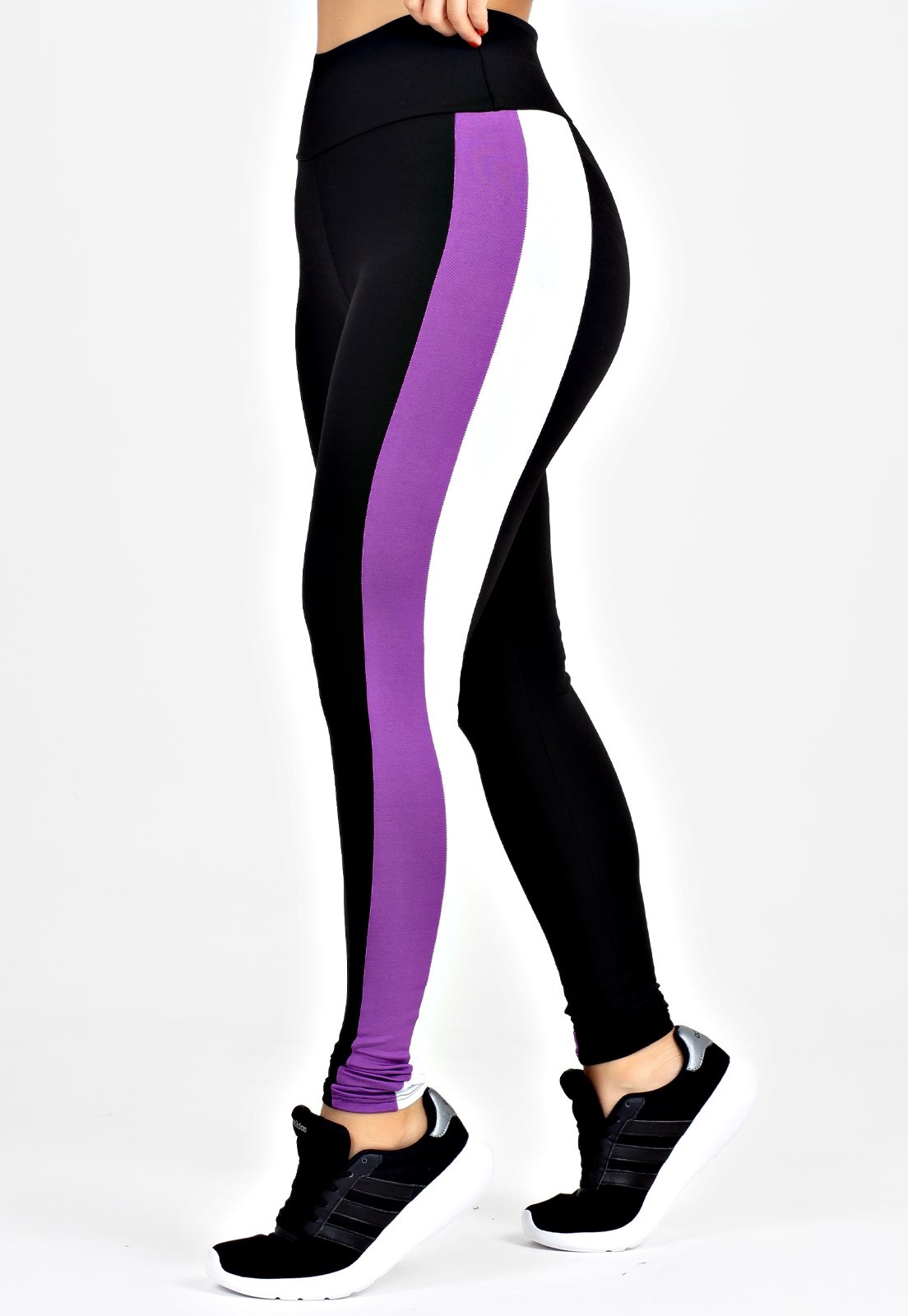 Calça Legging Fitness Academia Preta com Detalhe Lateral em Vivo Branco  Cintura Alta REF: SV36 - Racy Modas