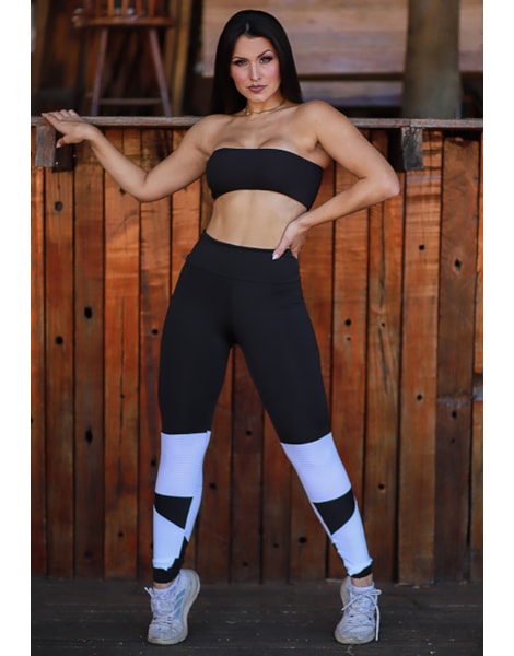 Conjunto Cropped Tomara que Caia e Calça Legging Preto com Detalhe Branco REF: LX308 Conjunto Cropped Tomara que Caia e Calça Legging Preto com Detalhe Branco REF: LX308