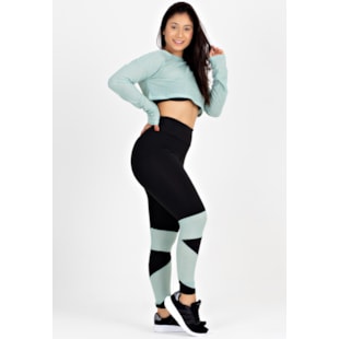 Conjunto Metamorfose Cropped Em Tela + Calça Legging Com Detalhe Verde | MTF26