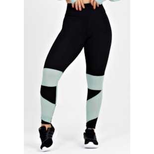 Conjunto Metamorfose Cropped Em Tela + Calça Legging Com Detalhe Verde | MTF26